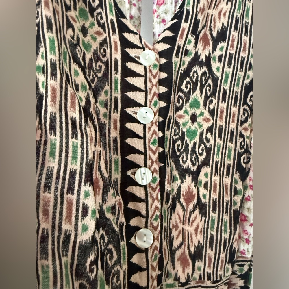Anthropologie RAGA Ditsy Floral Lightweight Boho Romper Jumpsuit with Tie - Picture 11 of 17